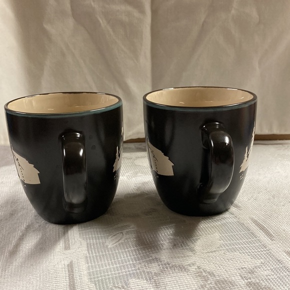 Bass Pro Shops Black & White Cabin Mugs Cups Outdoor Camping 12oz  Set of 2 - Picture 4 of 8